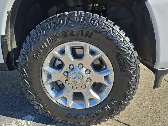2024 RAM 2500 Laramie Crew Cab 4x4 64 Box