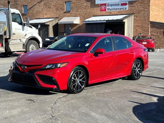 2021 Toyota Camry SE