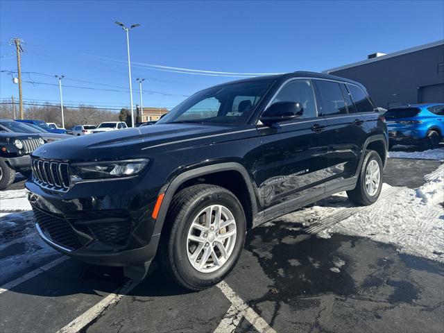 2023 Jeep Grand Cherokee Laredo 4x4