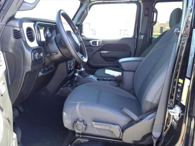 2025 Jeep Gladiator GLADIATOR NIGHTHAWK 4X4