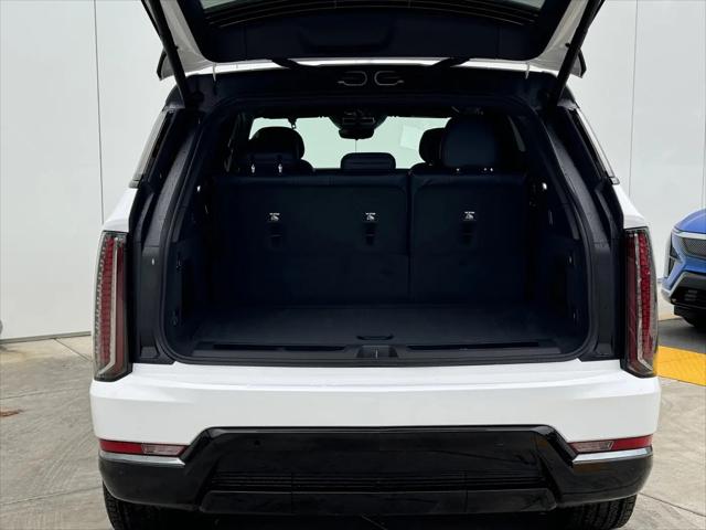 2025 Cadillac Escalade Sport 2