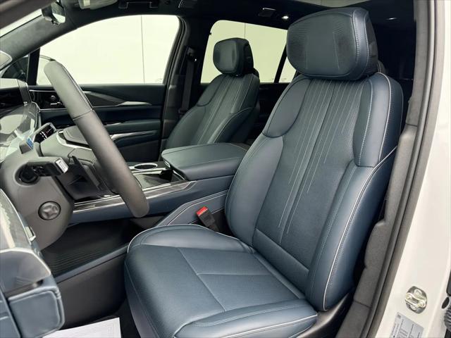 2025 Cadillac Escalade Sport 2