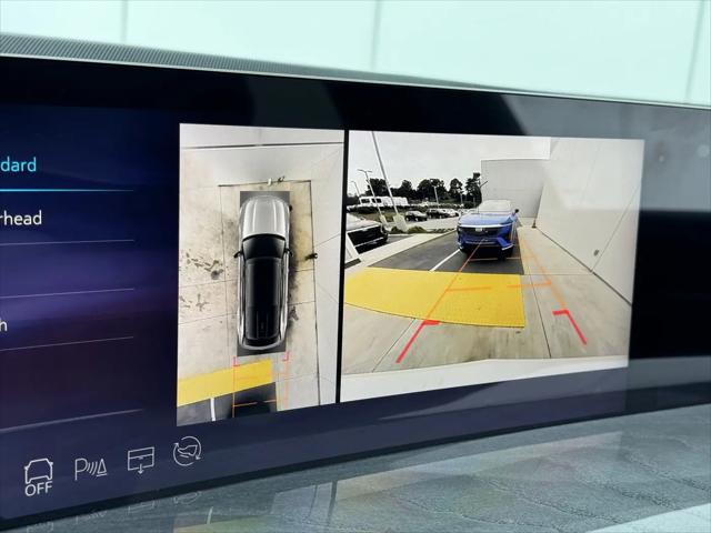 2025 Cadillac Escalade Sport 2