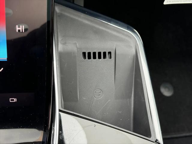 2025 Cadillac Escalade Sport 2