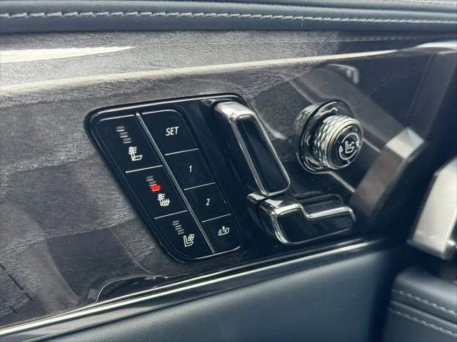 2025 Cadillac Escalade Sport 2