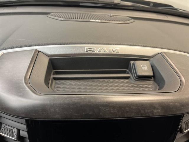 2024 Ram 3500 Big Horn Crew Cab 4x4 8' Box