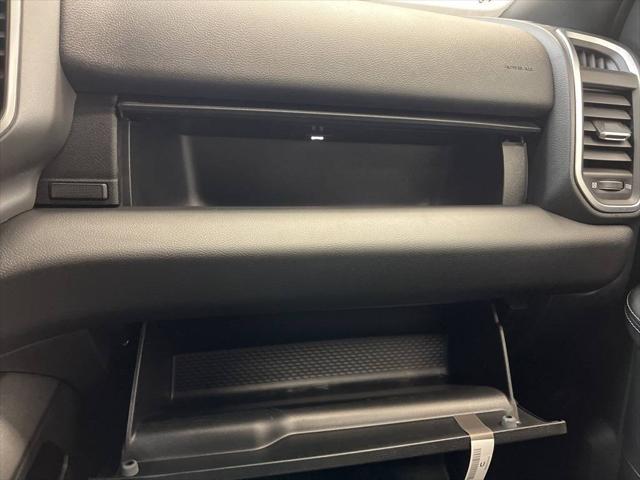 2024 Ram 3500 Big Horn Crew Cab 4x4 8' Box