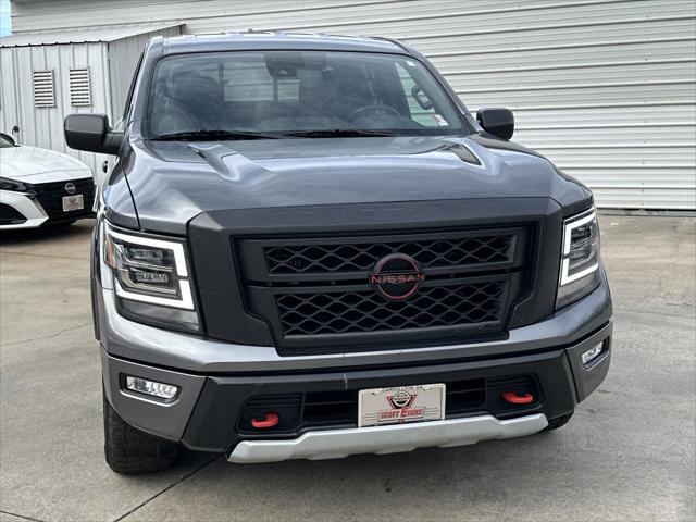 2023 Nissan TITAN Crew Cab PRO-4X 4x4