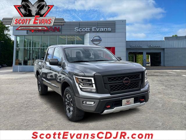 2023 Nissan TITAN Crew Cab PRO-4X 4x4