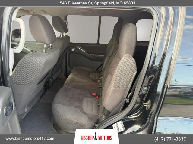 2012 Nissan Pathfinder SV