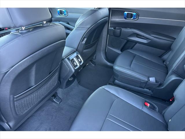 2025 Kia Sorento EX