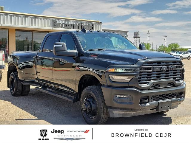 2025 RAM Ram 3500 RAM 3500 TRADESMAN CREW CAB 4X4 8 BOX