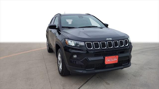2025 Jeep Compass COMPASS LATITUDE 4X4
