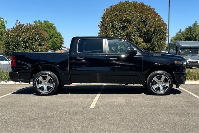 2025 RAM Ram 1500 RAM 1500 TRADESMAN CREW CAB 4X4 57 BOX