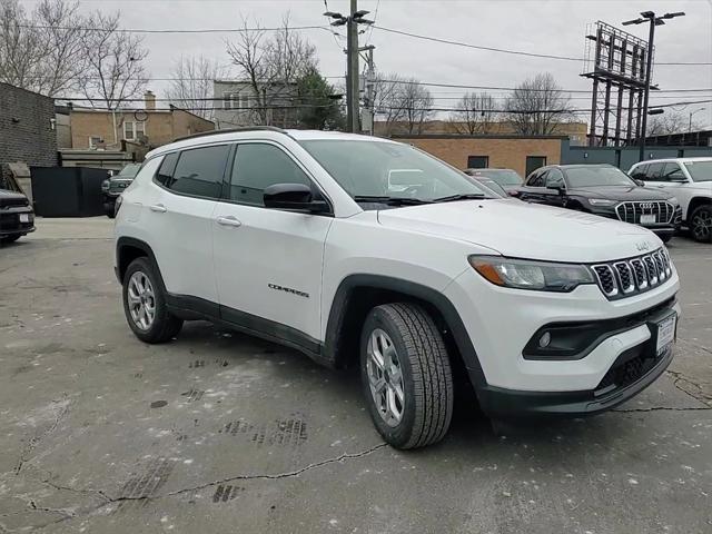 2025 Jeep Compass COMPASS LATITUDE 4X4