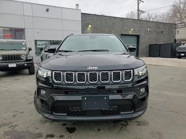 2025 Jeep Compass COMPASS LATITUDE 4X4