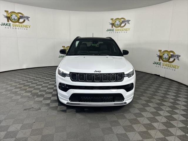 2025 Jeep Compass COMPASS LIMITED 4X4