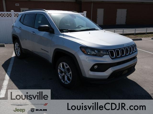 2025 Jeep Compass COMPASS LATITUDE 4X4