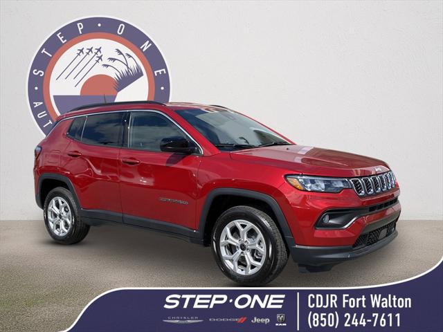 2025 Jeep Compass COMPASS LATITUDE 4X4