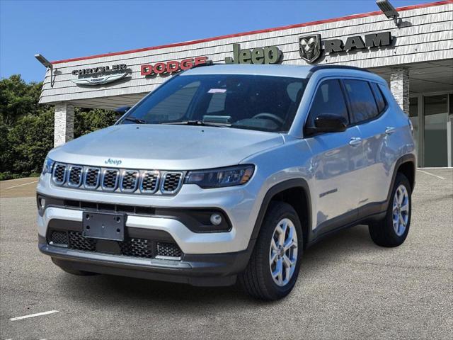 2025 Jeep Compass COMPASS LATITUDE 4X4