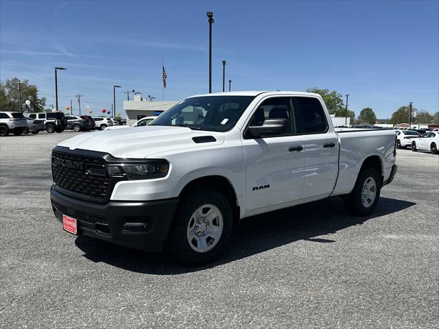 2025 RAM Ram 1500 RAM 1500 TRADESMAN QUAD CAB 4X2 64 BOX