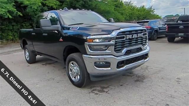 2025 RAM Ram 2500 RAM 2500 TRADESMAN CREW CAB 4X4 64 BOX