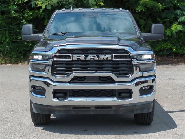 2025 RAM Ram 2500 RAM 2500 TRADESMAN CREW CAB 4X4 64 BOX