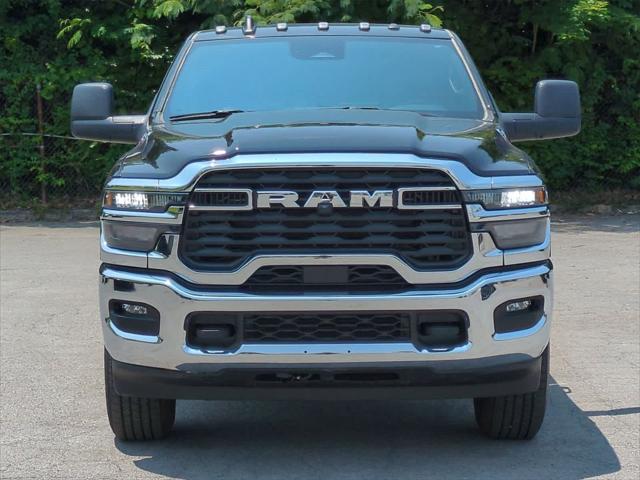 2025 RAM Ram 2500 RAM 2500 TRADESMAN CREW CAB 4X4 64 BOX