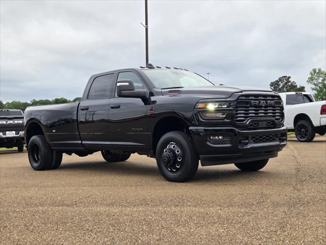 2025 RAM Ram 3500 RAM 3500 BIG HORN CREW CAB 4X4 8 BOX