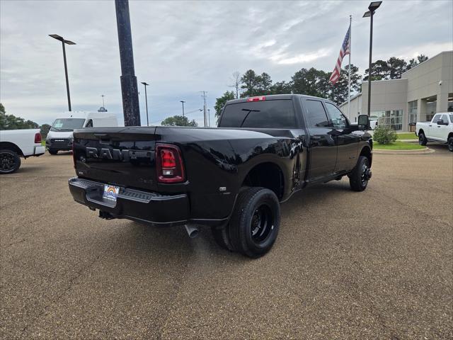 2025 RAM Ram 3500 RAM 3500 BIG HORN CREW CAB 4X4 8 BOX