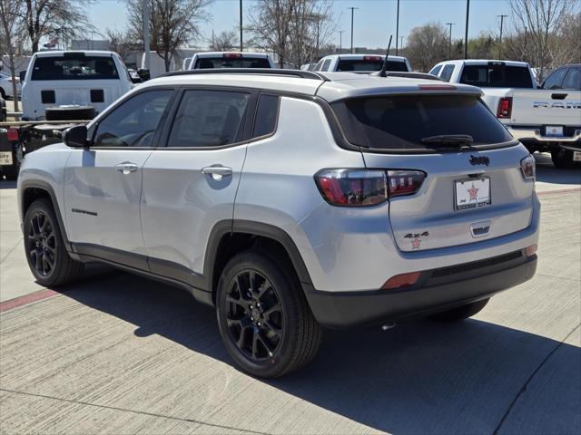 2025 Jeep Compass COMPASS LATITUDE 4X4