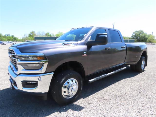 2025 RAM Ram 3500 RAM 3500 TRADESMAN CREW CAB 4X4 8 BOX