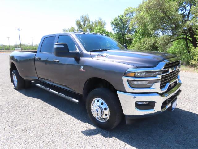 2025 RAM Ram 3500 RAM 3500 TRADESMAN CREW CAB 4X4 8 BOX
