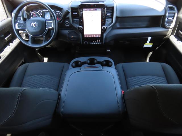 2025 RAM Ram 3500 RAM 3500 TRADESMAN CREW CAB 4X4 8 BOX