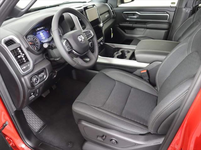 2025 Ram 1500 Big Horn Crew Cab 4x4 5'7" Box