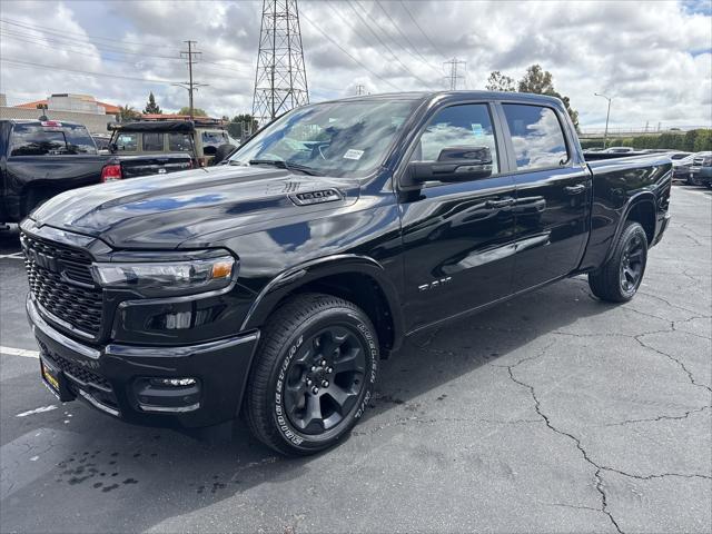 2025 RAM Ram 1500 RAM 1500 BIG HORN CREW CAB 4X2 64 BOX