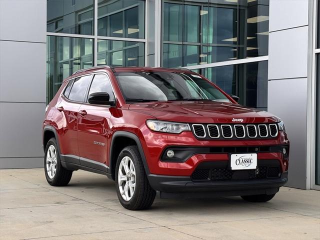 2025 Jeep Compass COMPASS LATITUDE 4X4