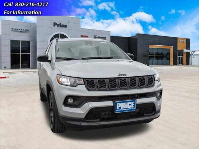2025 Jeep Compass COMPASS LATITUDE 4X4