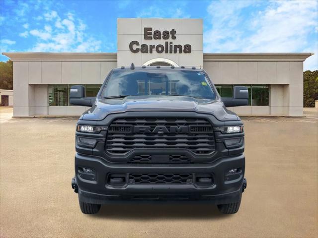 2025 RAM Ram 3500 RAM 3500 TRADESMAN CREW CAB 4X4 8 BOX