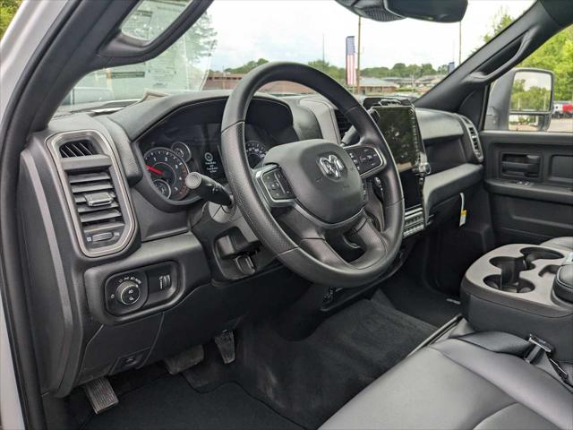 2025 RAM Ram 3500 RAM 3500 TRADESMAN CREW CAB 4X4 8 BOX