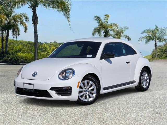 2018 Volkswagen Beetle 2.0T S 2018 Volkswagen Beetle 2.0T S