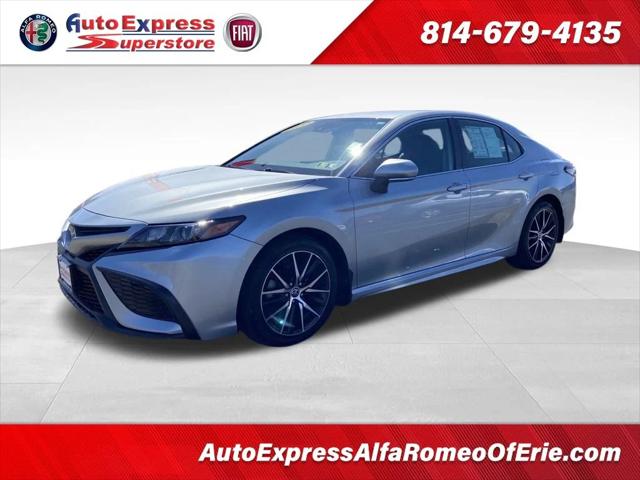 2022 Toyota Camry SE AWD