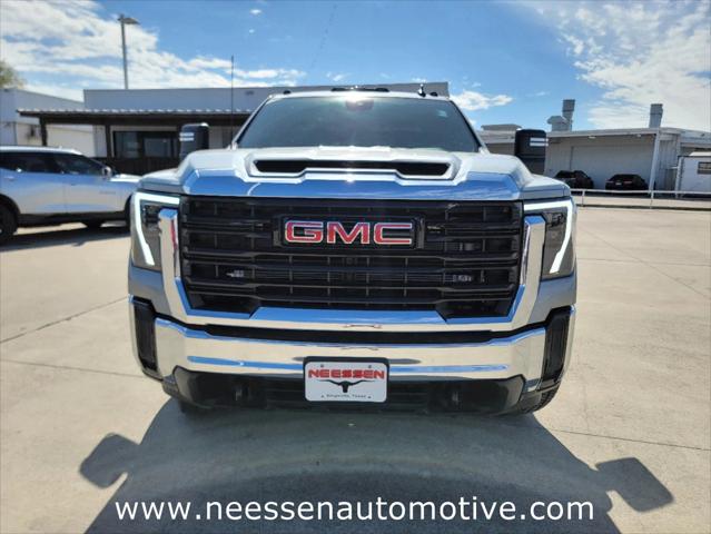 2025 GMC Sierra 3500HD 4WD Crew Cab Long Bed Pro
