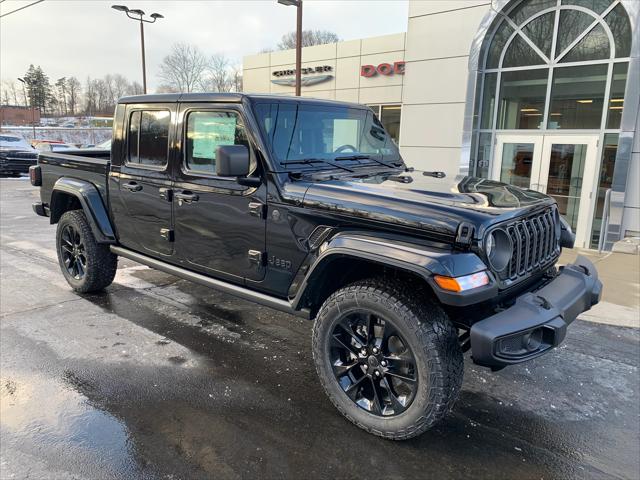 2025 Jeep Gladiator GLADIATOR NIGHTHAWK 4X4