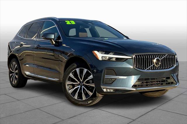 2023 Volvo XC60 B5 Plus Bright Theme