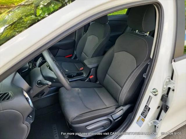 2024 Kia Forte LX
