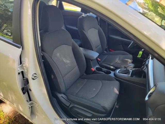 2024 Kia Forte LX