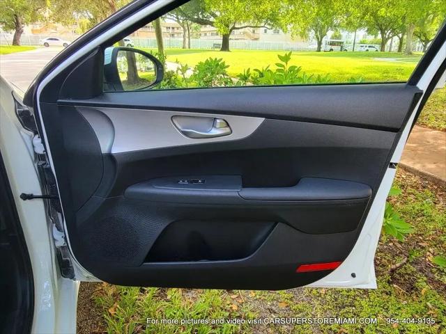 2024 Kia Forte LX