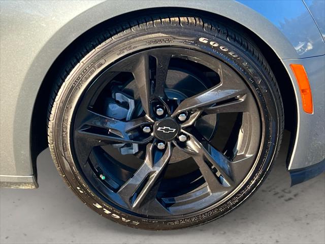 2023 Chevrolet Camaro RWD Convertible 2LT