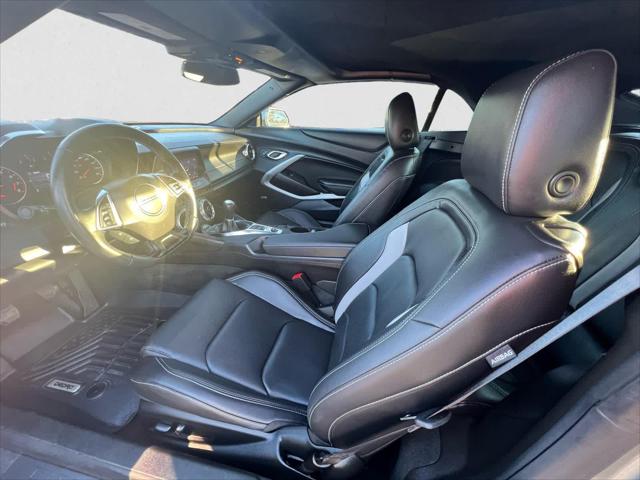 2023 Chevrolet Camaro RWD Convertible 2LT